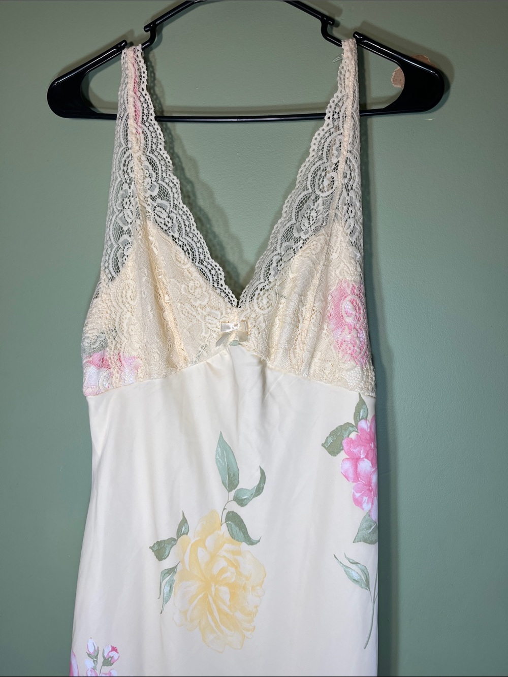 Floral Lace-Trim Satin Slip Chemise in Cream with Pink & Yellow Blooms